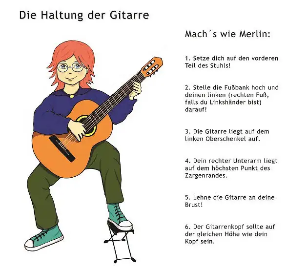 Gitarre lernen für Kinder – so gelingt der Einstieg 1 Richtige Gitarrenhaltung für Kinder – Merlin zeigt die klassische Haltung